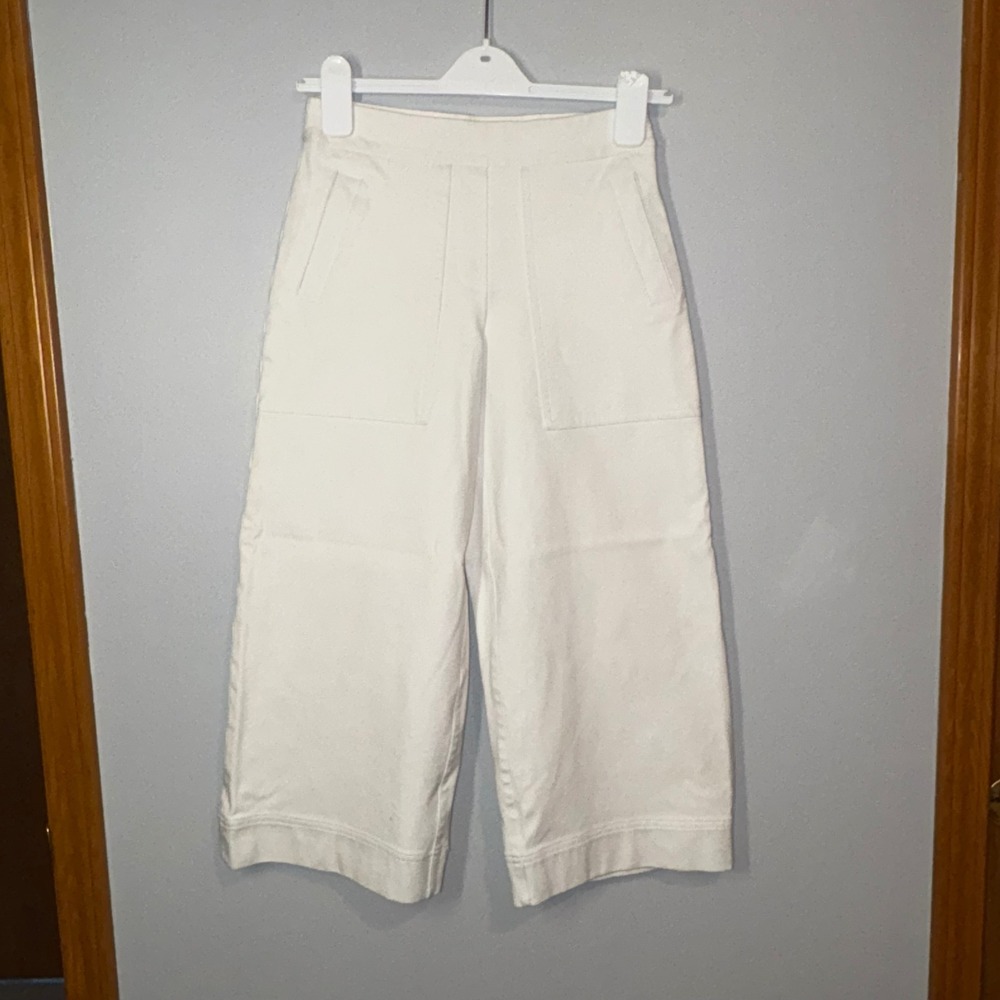 SPANX Cream Cropped Pants